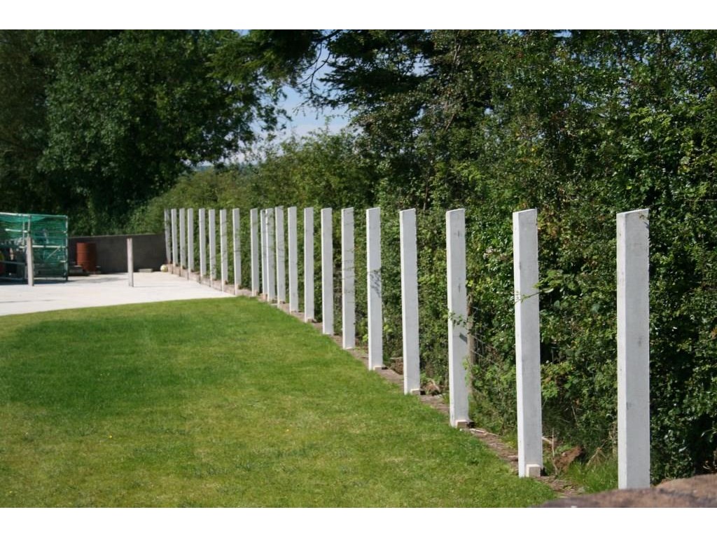 How Much Concrete Per Fence Post - Northland Fence